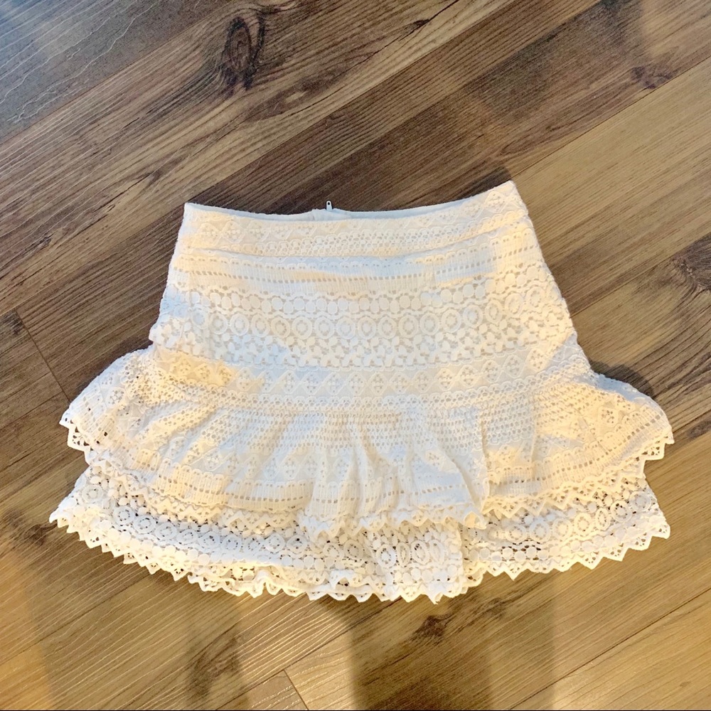 White frilly mini skirt from H&M